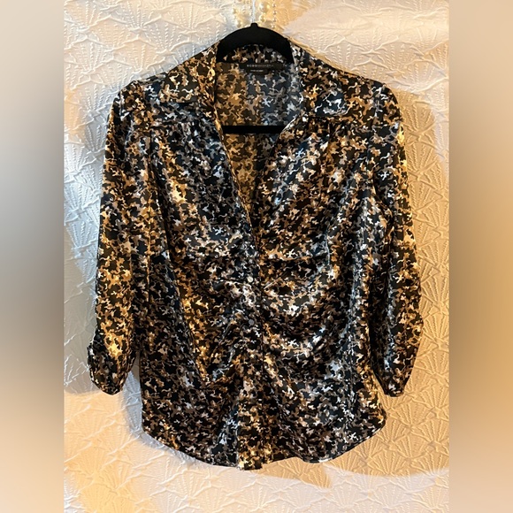 BCBGMaxAzria Tops - BCBGMaxAzria Black & Gold Ruched Satin Blouse